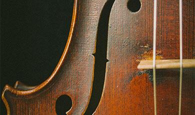 Image of f-hole on a violin
