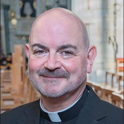 The Very Revd Dr Mark Oakley 