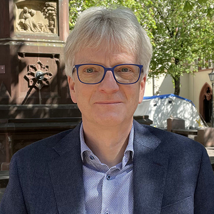 Professor Volker Remmert 