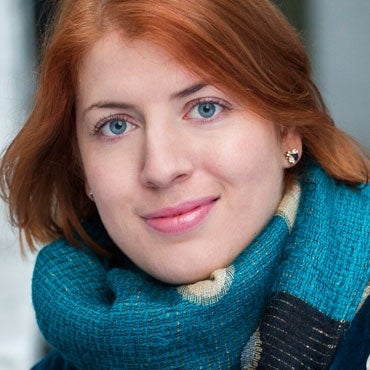 Dr Miranda Kaufmann 