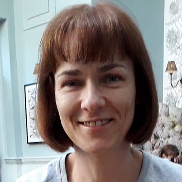 Dr Monika Smialkowska 