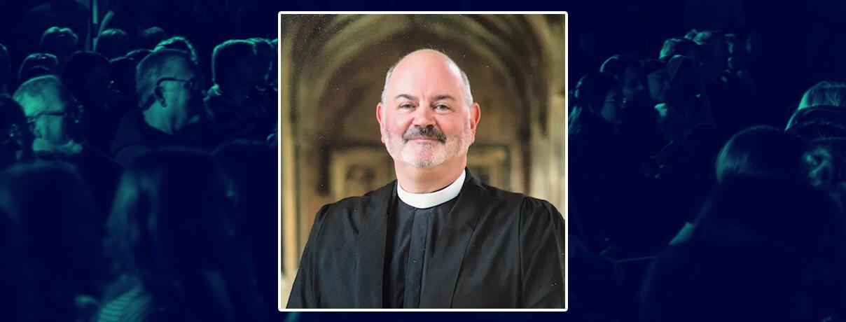 Revd Dr Mark Oakley