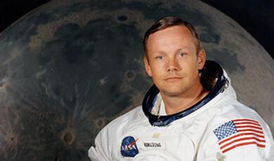 26Apr16ChristopherImpey_short05_ApolloRaceToTheMoon_1920x660.jpg
