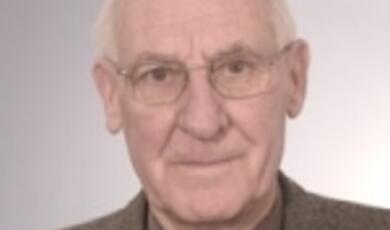 professor-raymond-hide-cbe-frs