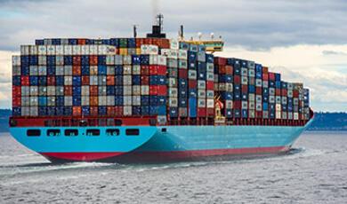 A container ship full of shipping containers