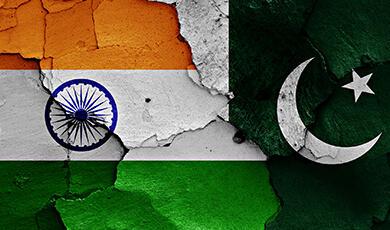 the Indian and Pakistan flag