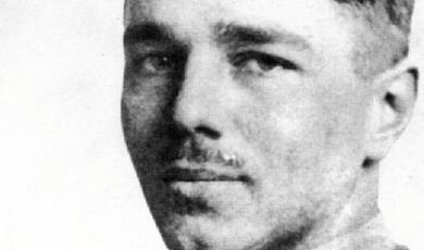 Photograph of Wilfred Owen; face only
